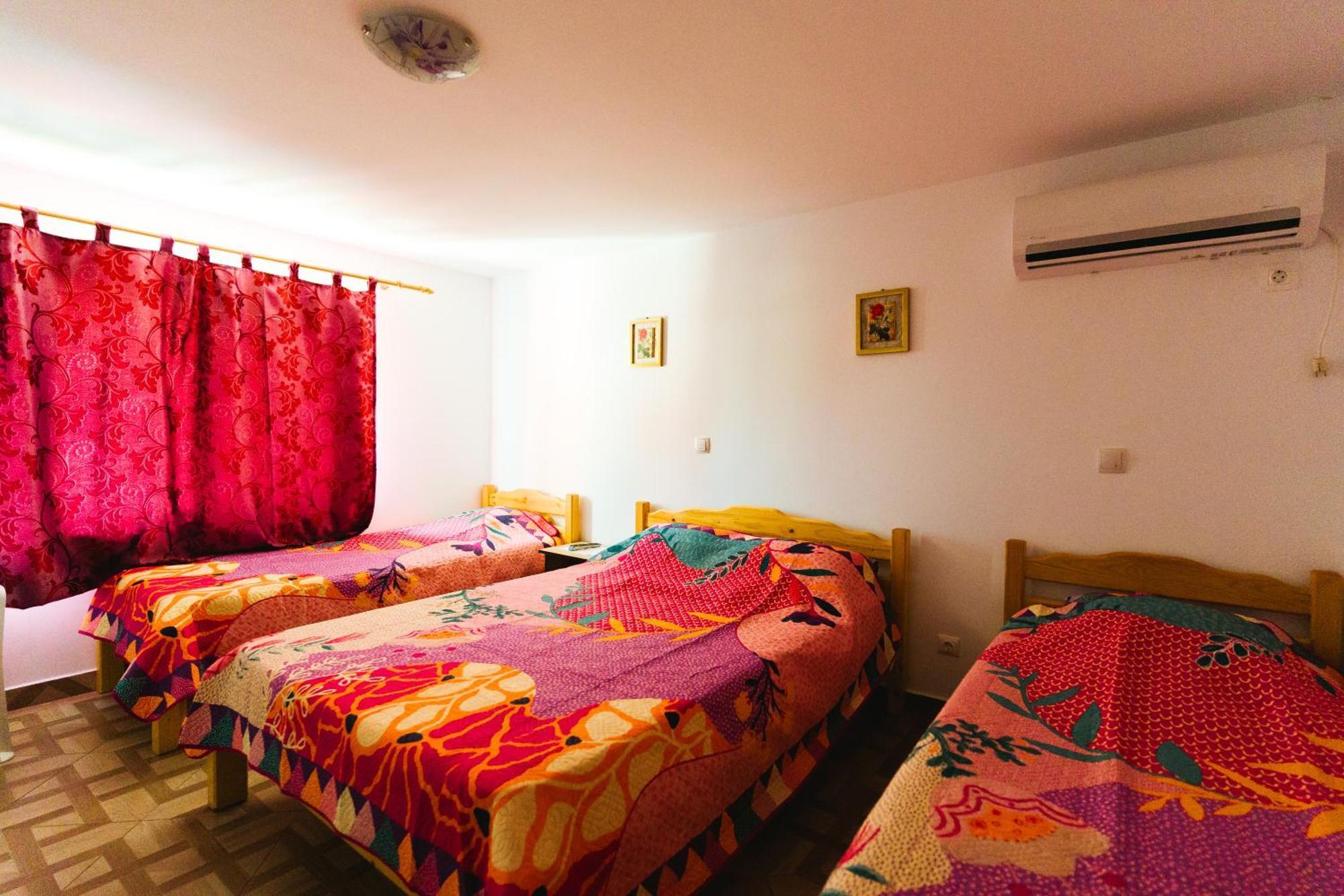 Hotel Casa Leahu Costinesti Esterno foto